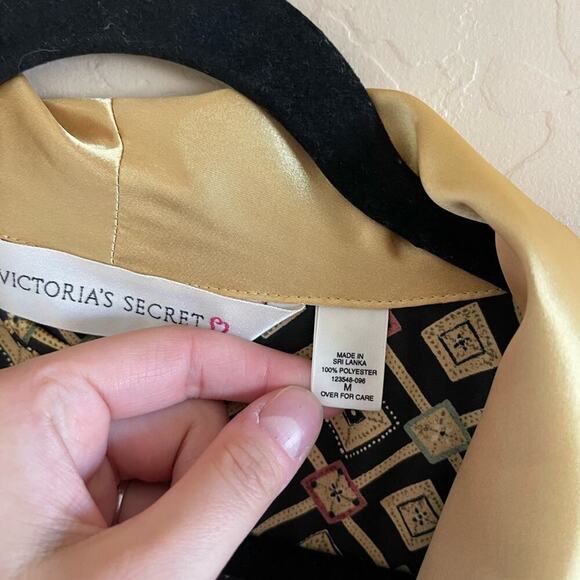 New Vintage Victoria's Secret Gold Regency Satin Wrap Kimono Robe - Picture 7 of 7